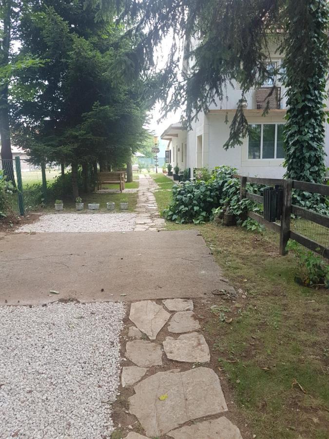 Belette Apartments & Park Niksic Exterior photo
